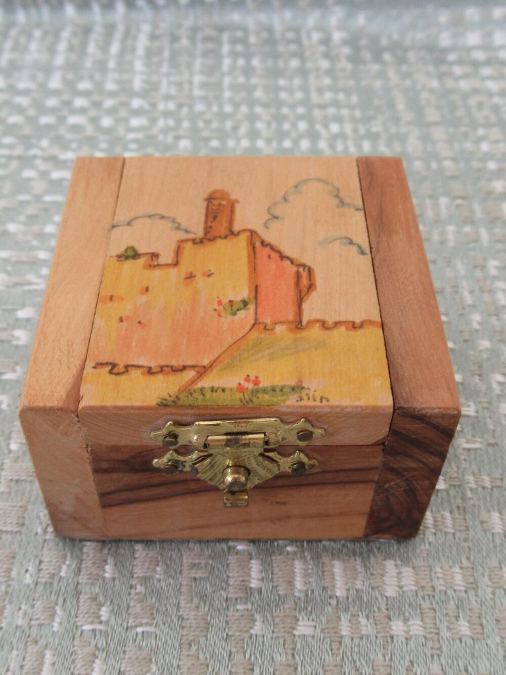 Jerusalem Israel Hand Painted Small Olive Wood Pill Box Trinket Box, Holly Land